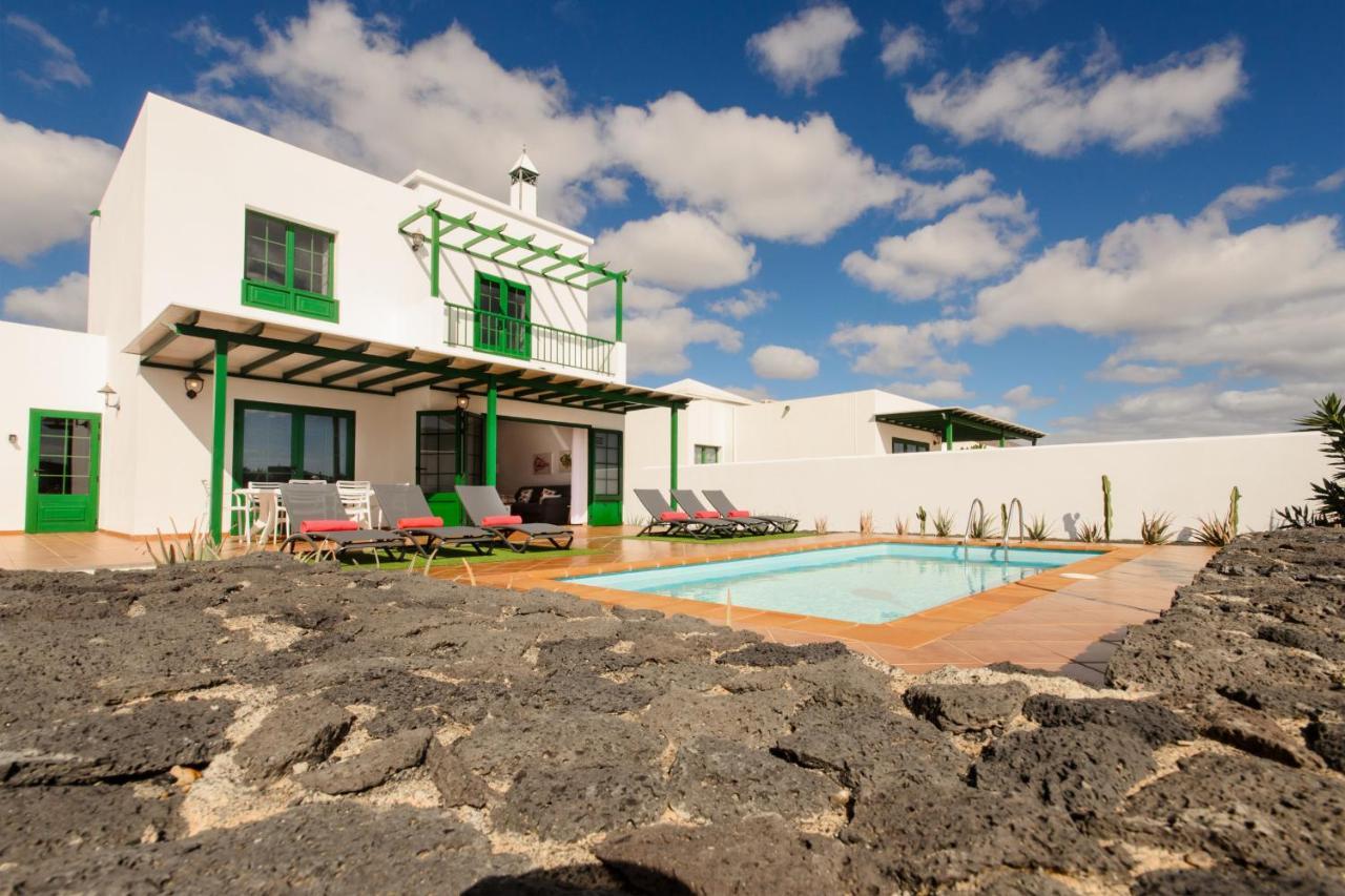 雅伊萨Casas Nohara, Playa Blanca别墅 外观 照片